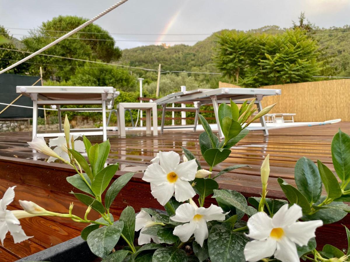 Impronte Nel Bosco Bed & Breakfast Calice al Cornoviglio Luaran gambar